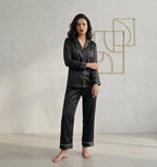 PLAIN SILK - Black